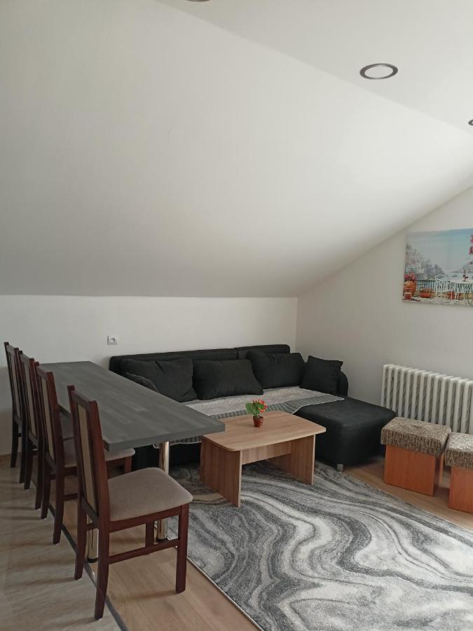 Apartman Zlata Rybka Podhájska Eksteriør billede